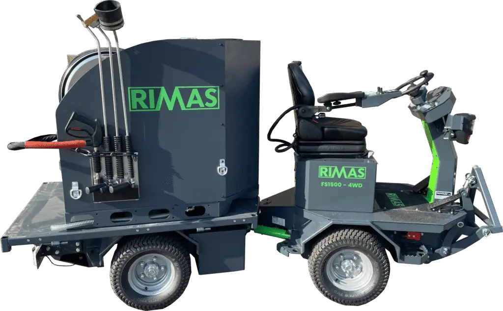 Rimas FS 1500E redksabsbærer med varmtvandsanlæg på frittet baggrund